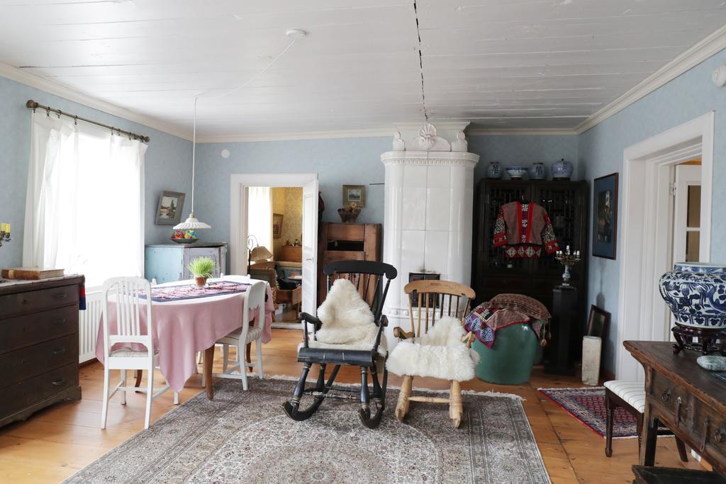 הוילה לוביסה 1800'S Townhouse מראה חיצוני תמונה